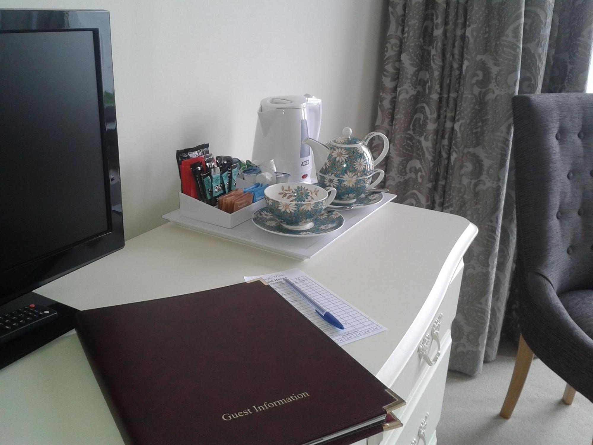 Douglas Park Guest House Kirn Phòng bức ảnh